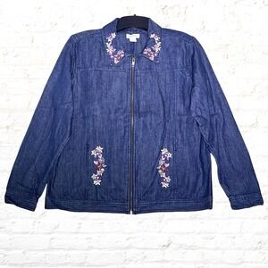 City Blues Koret Denim Jean Jacket Size L Full Zip Embroidered Floral Boho NWT